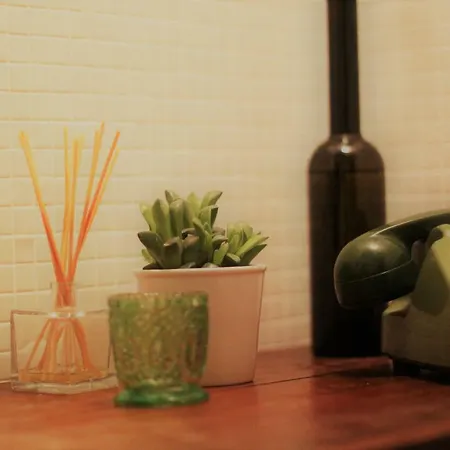 Baixa-chiado Cosy 5 Bedrooms Lägenhet