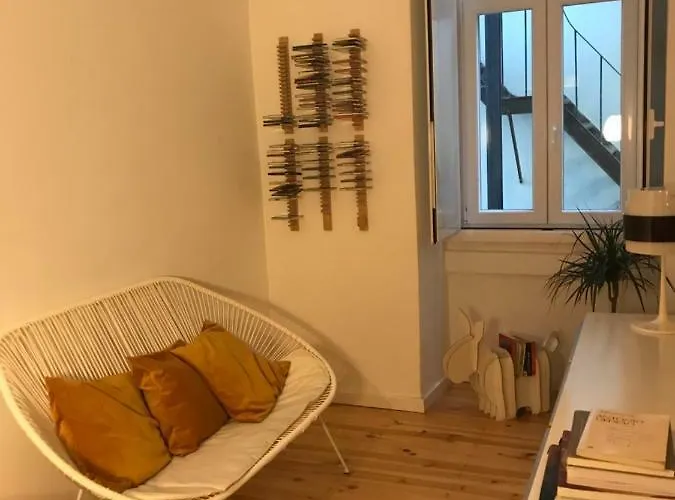 Baixa-chiado Cosy 5 Bedrooms 아파트 *